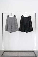 Striped Bermuda-Shorts (CZ126-LPT12) / Black